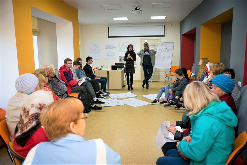 The role of libraries in community building